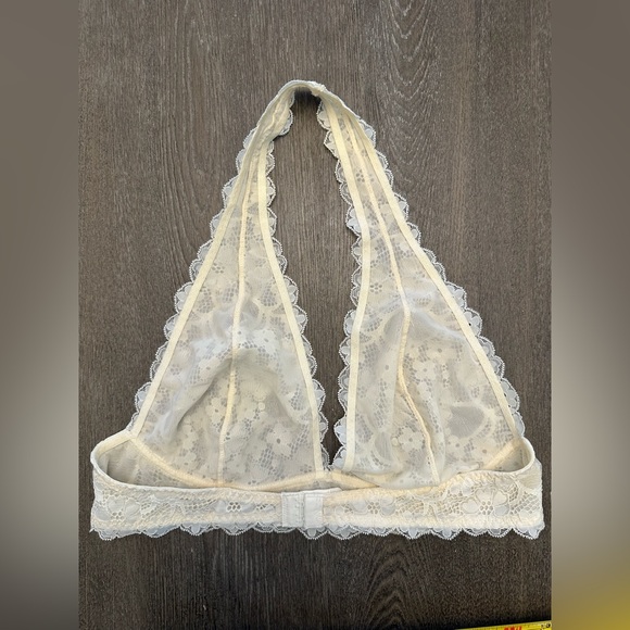 INTIMATELY FREE BY FREE PEOPLE CREAM LACE HALTER BRALETTE - Size Large SKU:20 - Picture 4 of 5